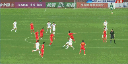 越南队状态火爆,轻松击败对手 越南队状态火爆,轻松击败对手